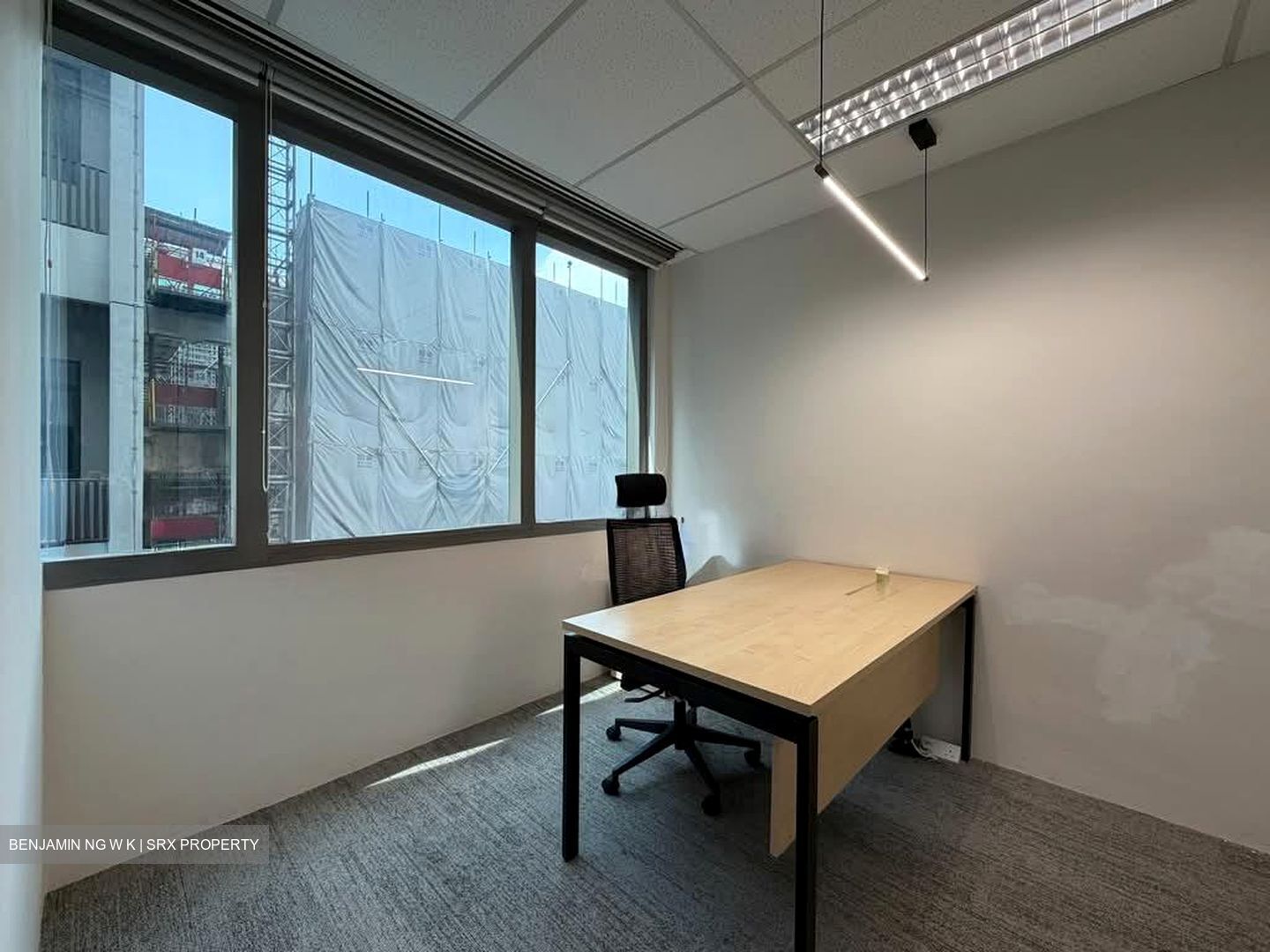 Robinson 112 (D1), Office #535488011
